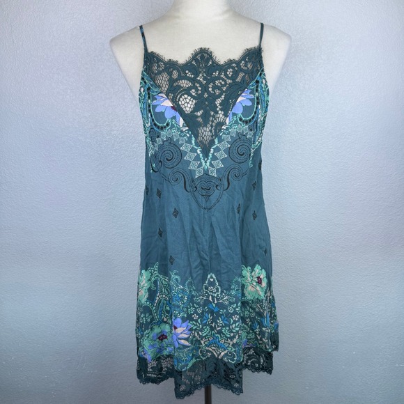 Intimately Free People Lace Floral Print Slip Dress Teal Green Womens Sz Small - Picture 2 of 8